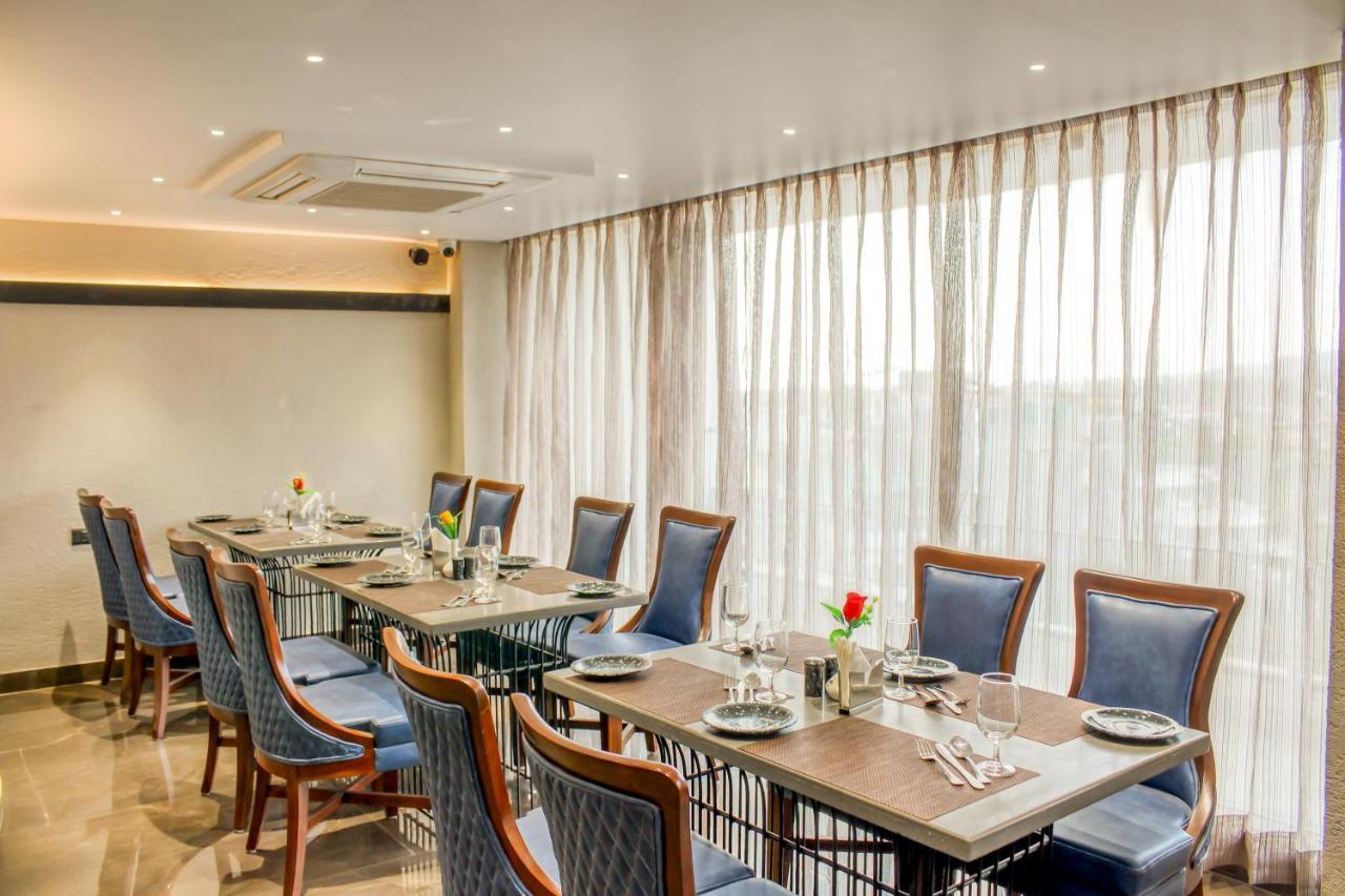 Aura Rooms Dehradun Exterior photo