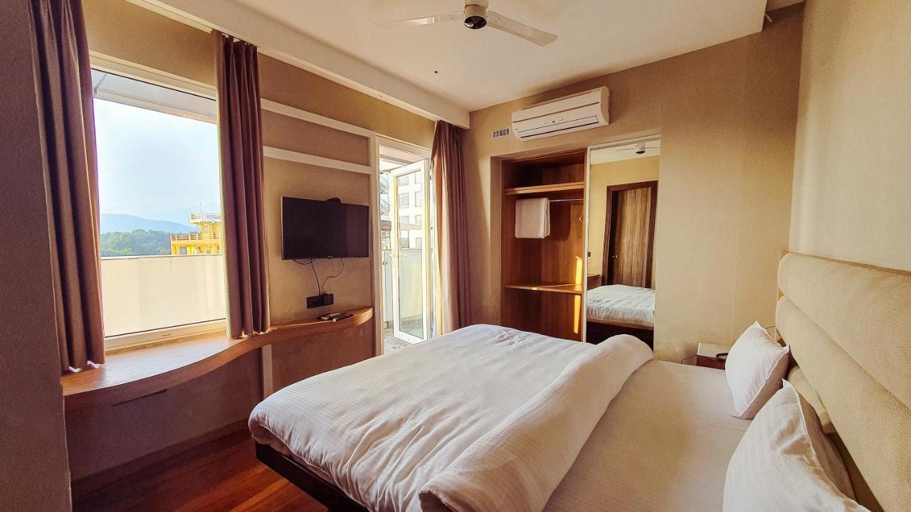 Aura Rooms Dehradun Exterior photo
